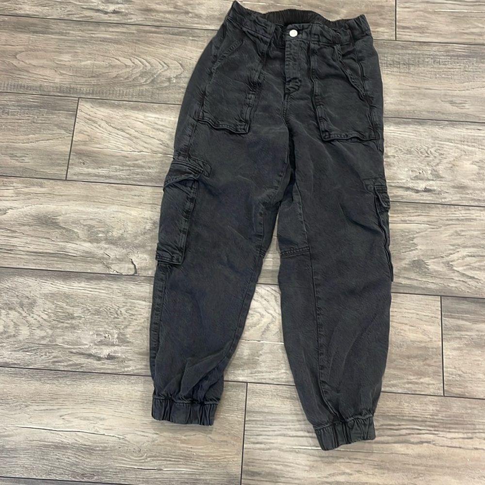 Black dark grey cargo pants for women size 4
All saints
Good condition - Picture 2 of 9